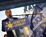 Demokratska opozicija pod parolom "Osvetli Srbiju" na mitingu u Nišu