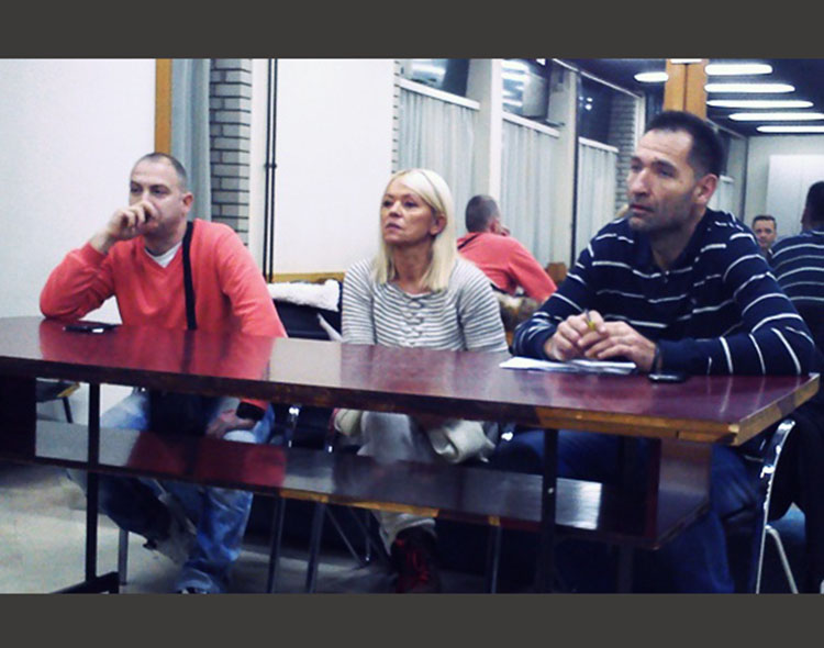 Gradska odbornica Aleksandra Hristić u razgovoru sa Mirijevcima