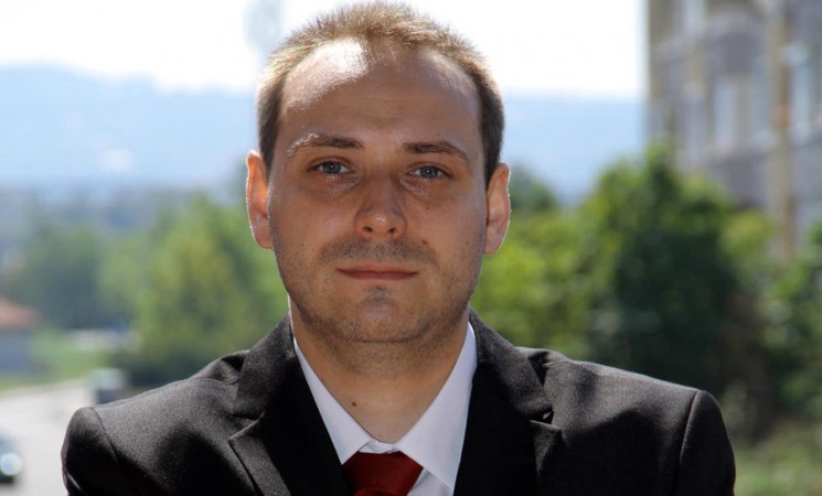 Mladenović: Ikarbus simbol propadanja preduzeća pod aktuelnim režimom