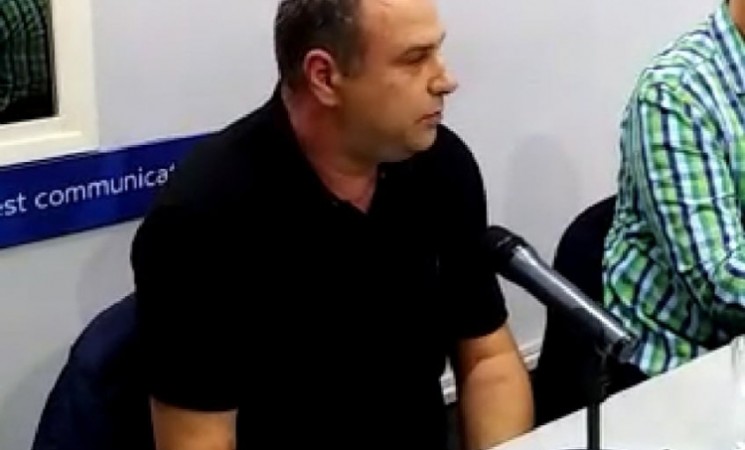Jovanović na okruglom stolu u Nišu: Dužnost političara je da motivišu građane na BORBU