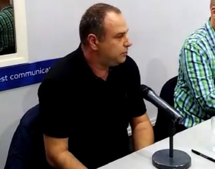 Jovanović na okruglom stolu u Nišu: Dužnost političara je da motivišu građane na BORBU